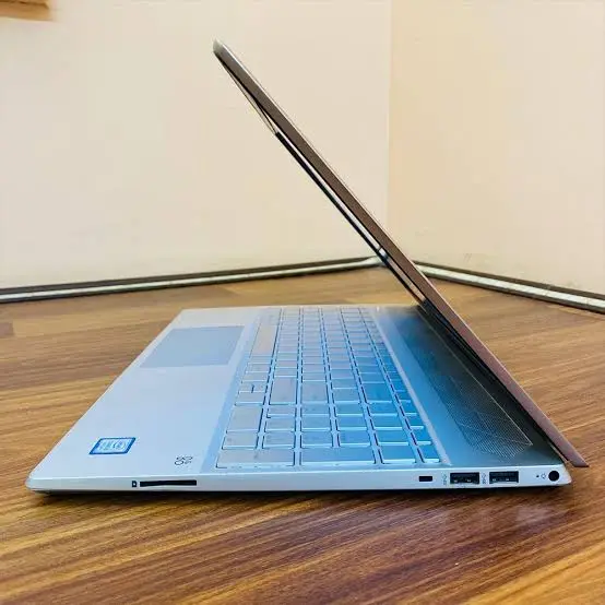 HP Pavilion 15z — Core i5 10th Gen | 8GB | 256GB | Touchscreen - Image 3